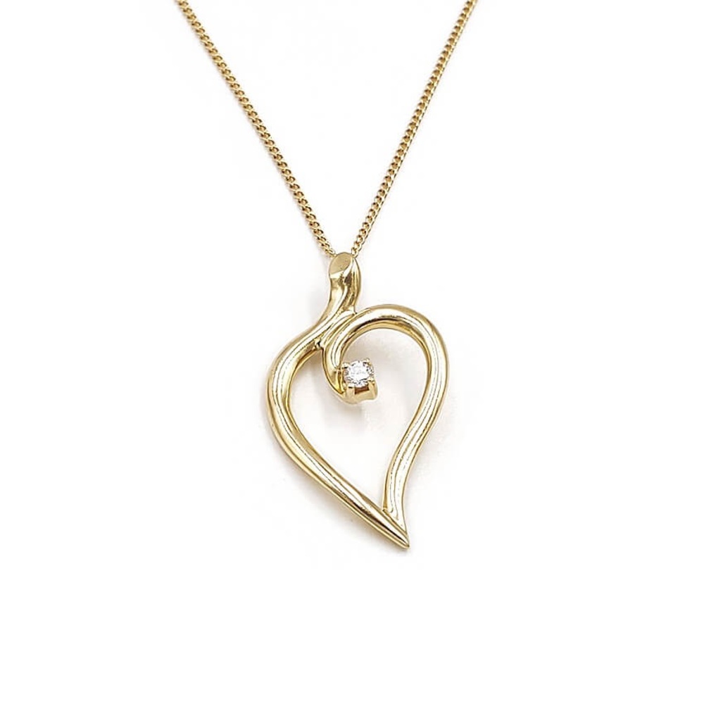 Tiffany & Co. 18K Gold Leaf Heart Pendant Necklace with Diamond